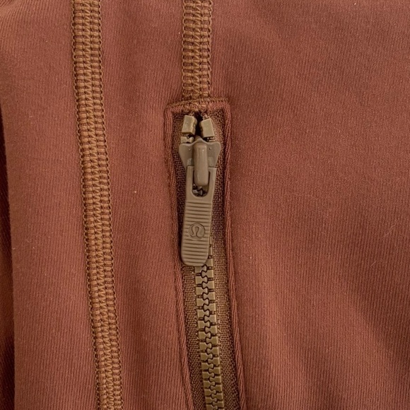 NWT Lululemon Define Jacket *Luon In Roasted Brown Size 10 - Picture 6 of 11